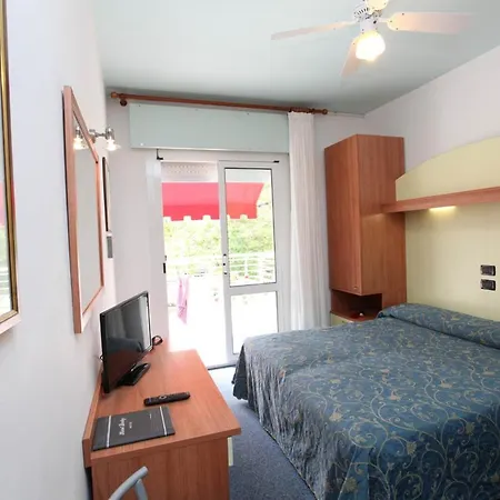 Derby S Hotel 3*
