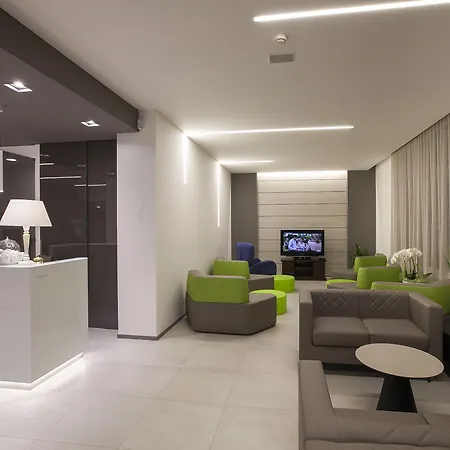 Derby S Hotel
