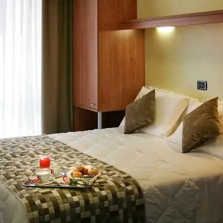 Derby S Hotel 3*