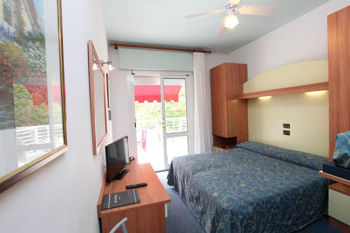 Derby S Hotel 3*