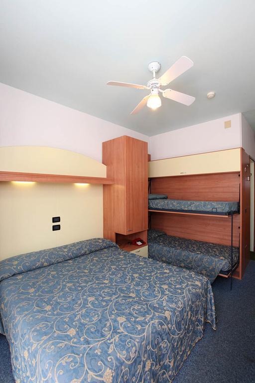Derby S Hotel 3*